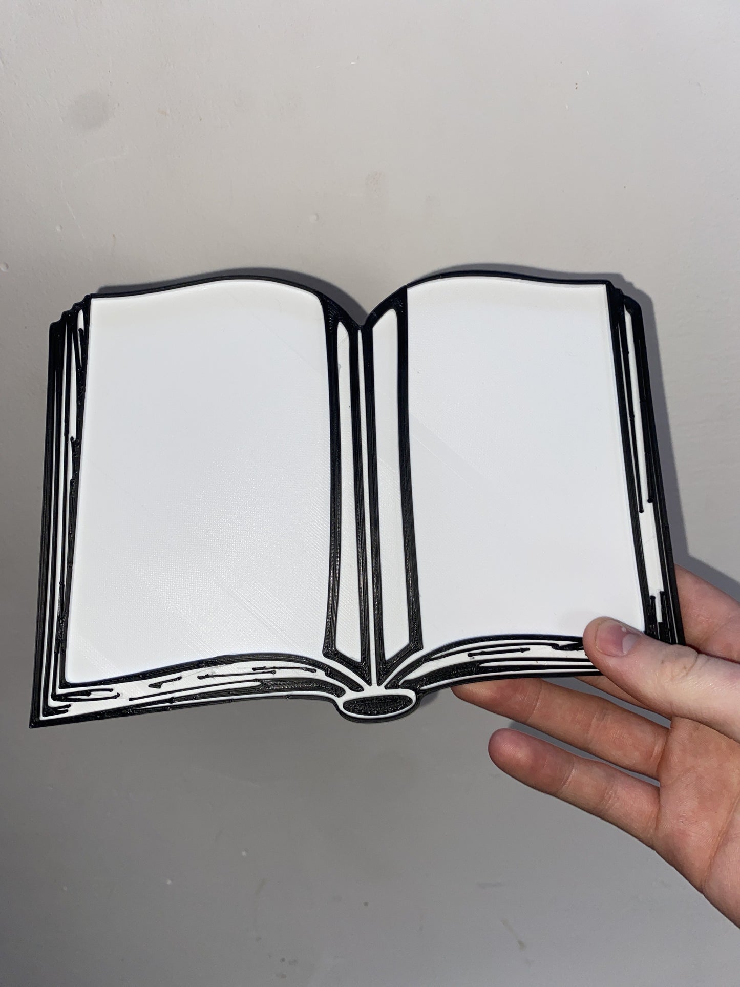 Déco murale livre ouvert – Art mural noir et blanc en impression 3D – Cadeau lecteur, déco bibliothèque ou bureau