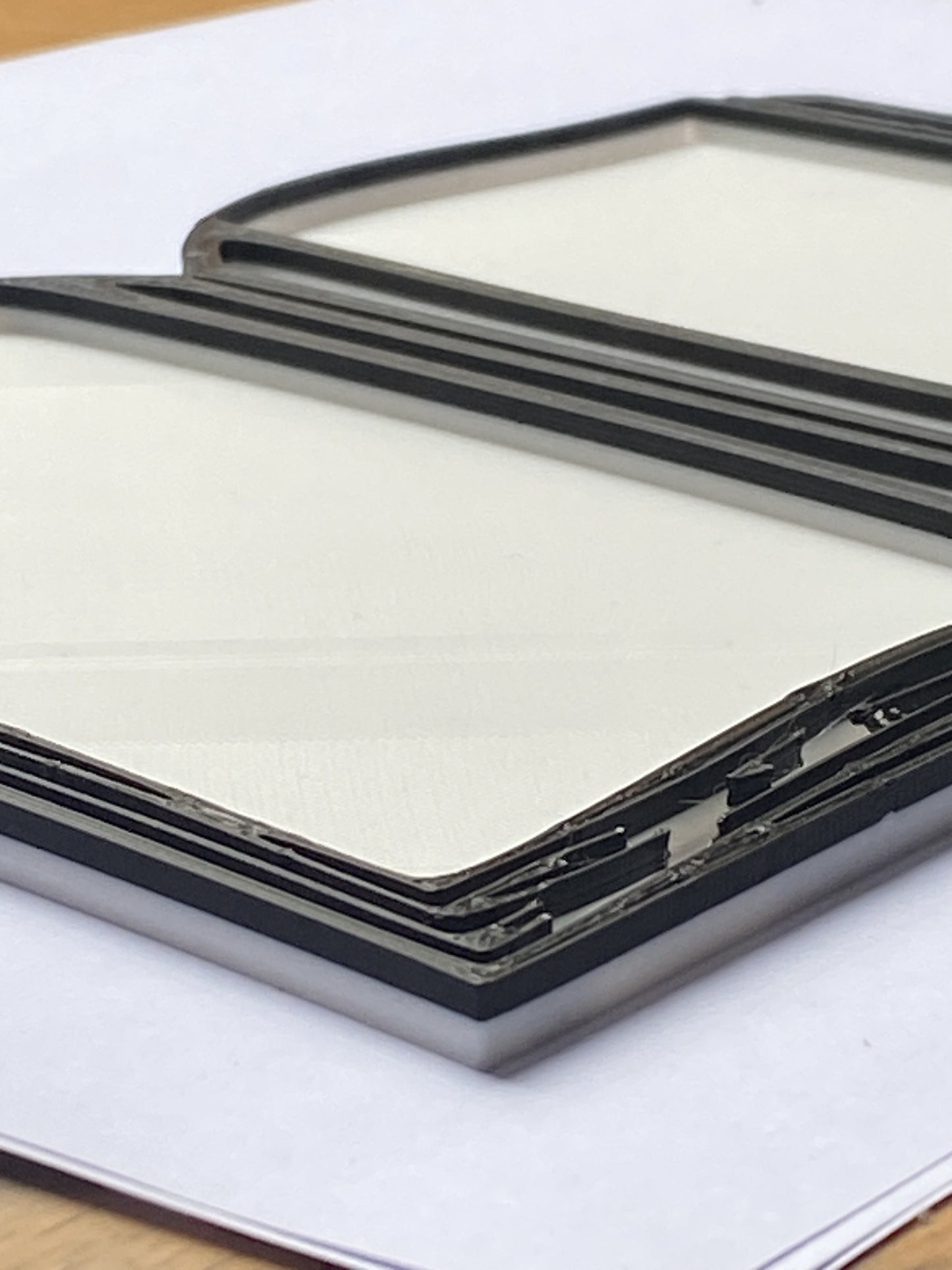 Déco murale livre ouvert – Art mural noir et blanc en impression 3D – Cadeau lecteur, déco bibliothèque ou bureau