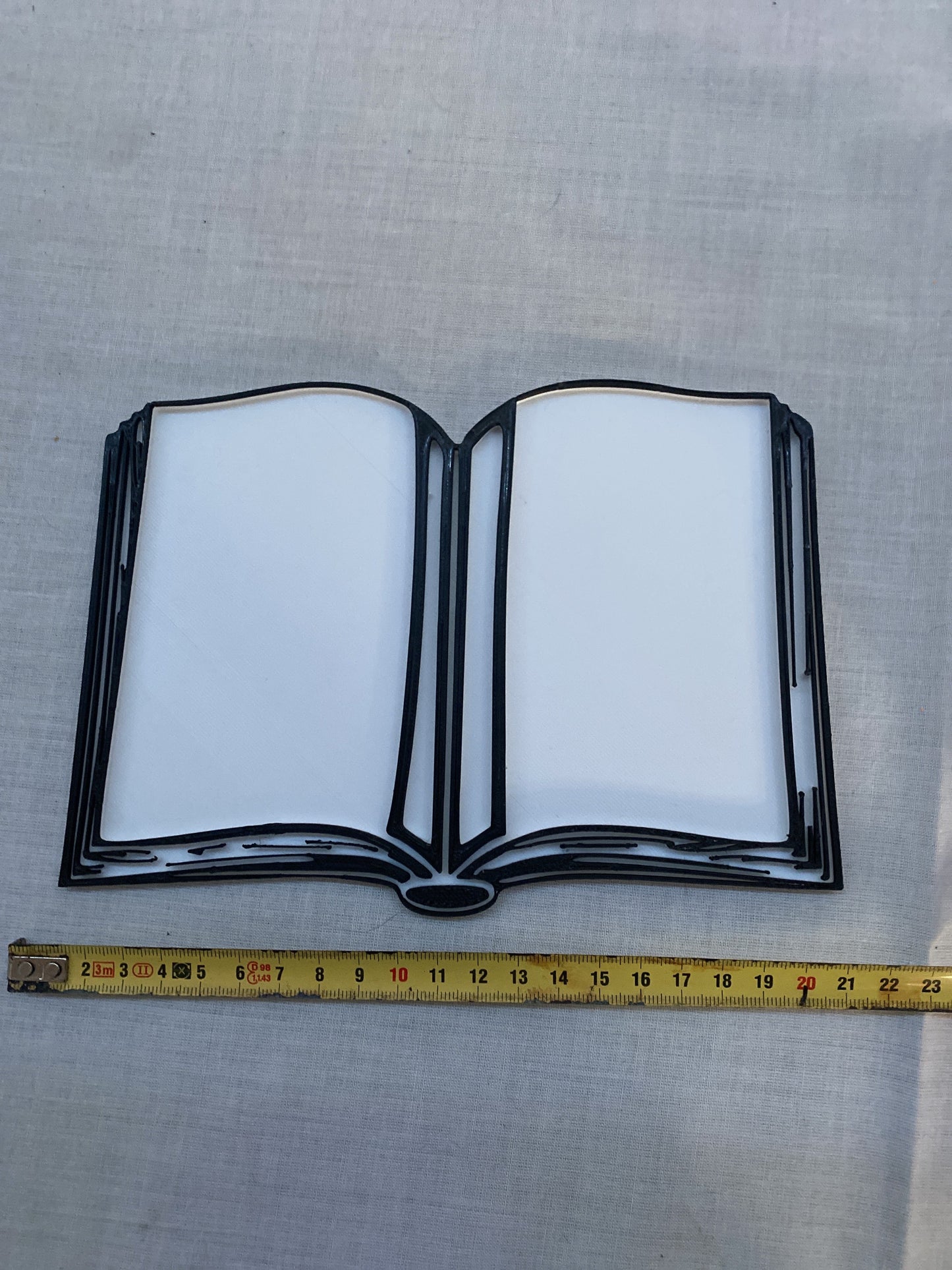 Déco murale livre ouvert – Art mural noir et blanc en impression 3D – Cadeau lecteur, déco bibliothèque ou bureau